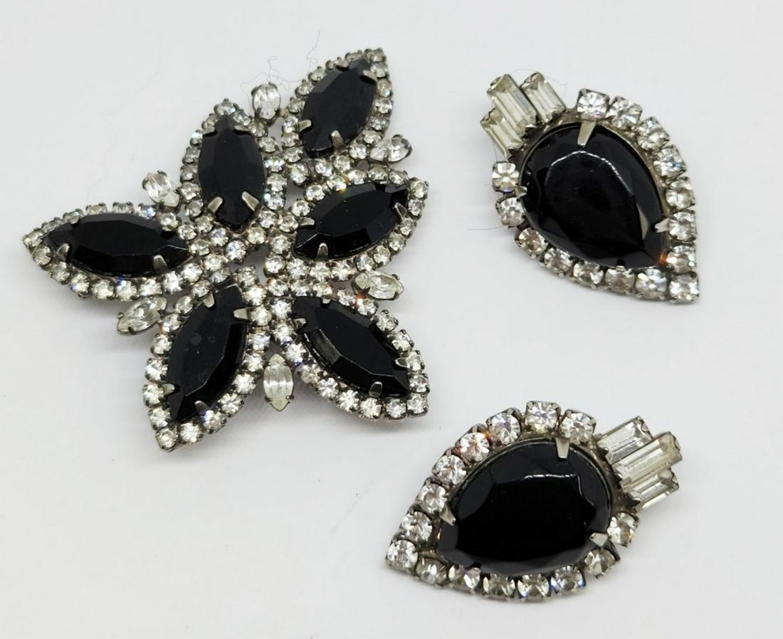 SET! VTG SILVER TONED BLACK AND CLEAR RHINESTONE (1 of 2)
