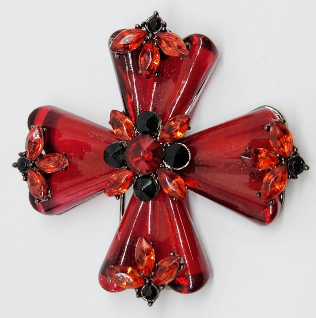 GORGEOUS! VTG RUBY RED RHINESTONE & LUCITE (1 of 2)