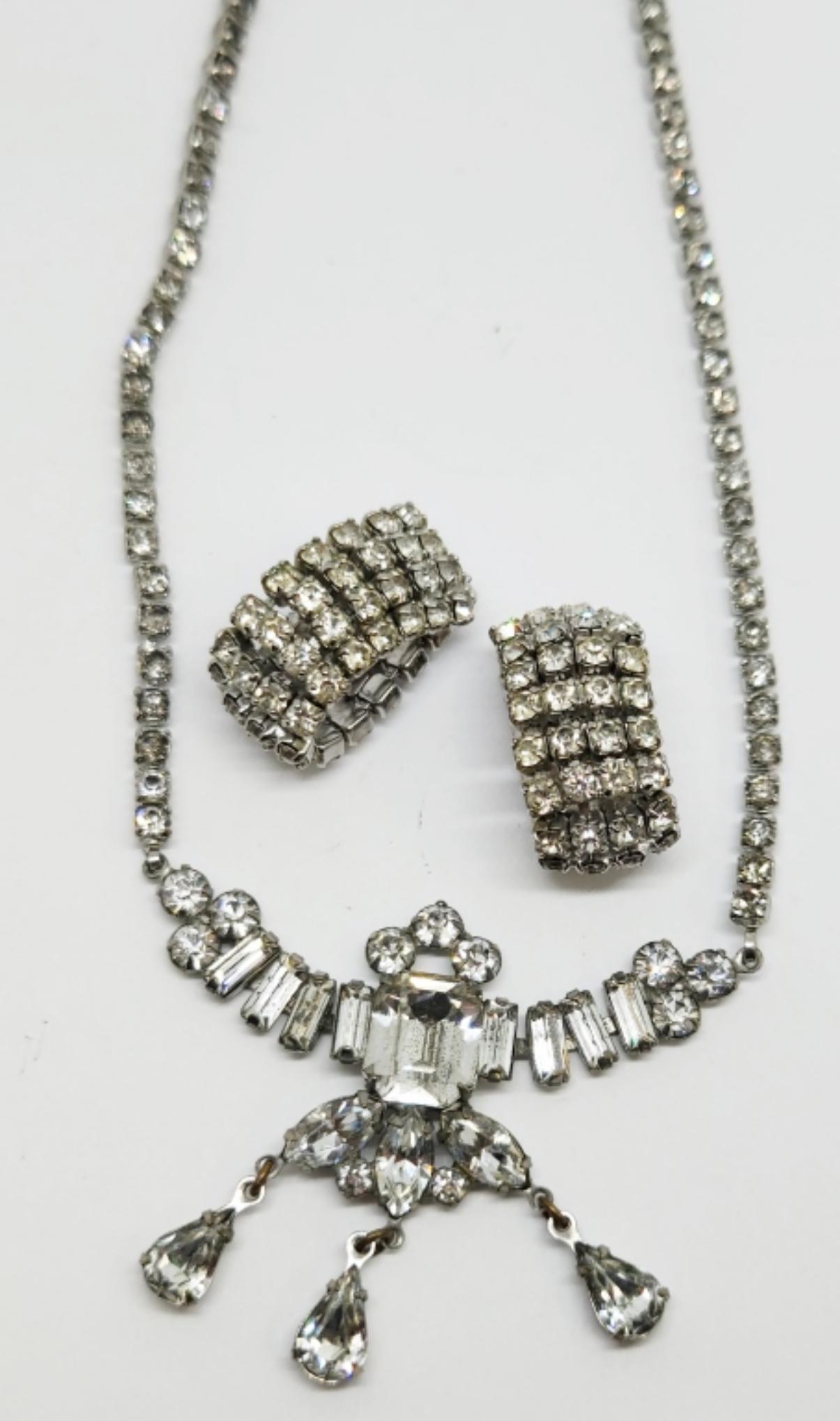 VINTAGE SILVER TONED RHINESTONE NECKLACE: WITH BONUS PAIR OF PAT PEND CLIP ON HOOP RHINESTONE EARRINGS-NECKLACE MEASURES 17 INCHES