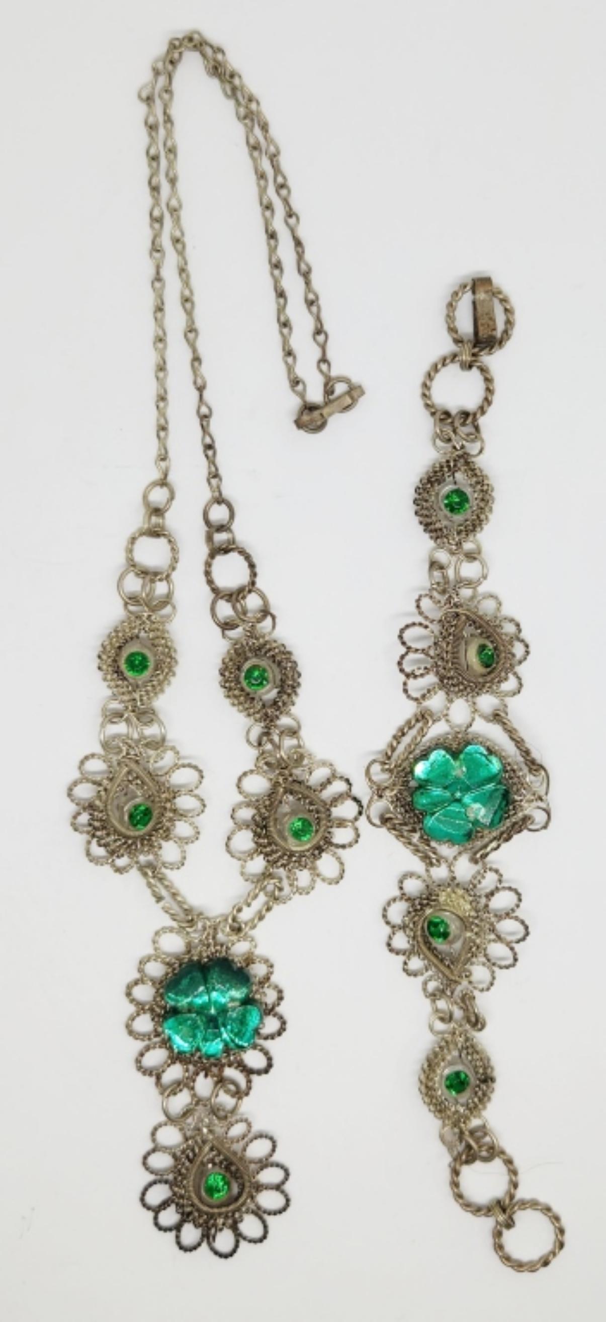 SET! VINTAGE SILVER TONED WIRE NECKALCE (1 of 4)