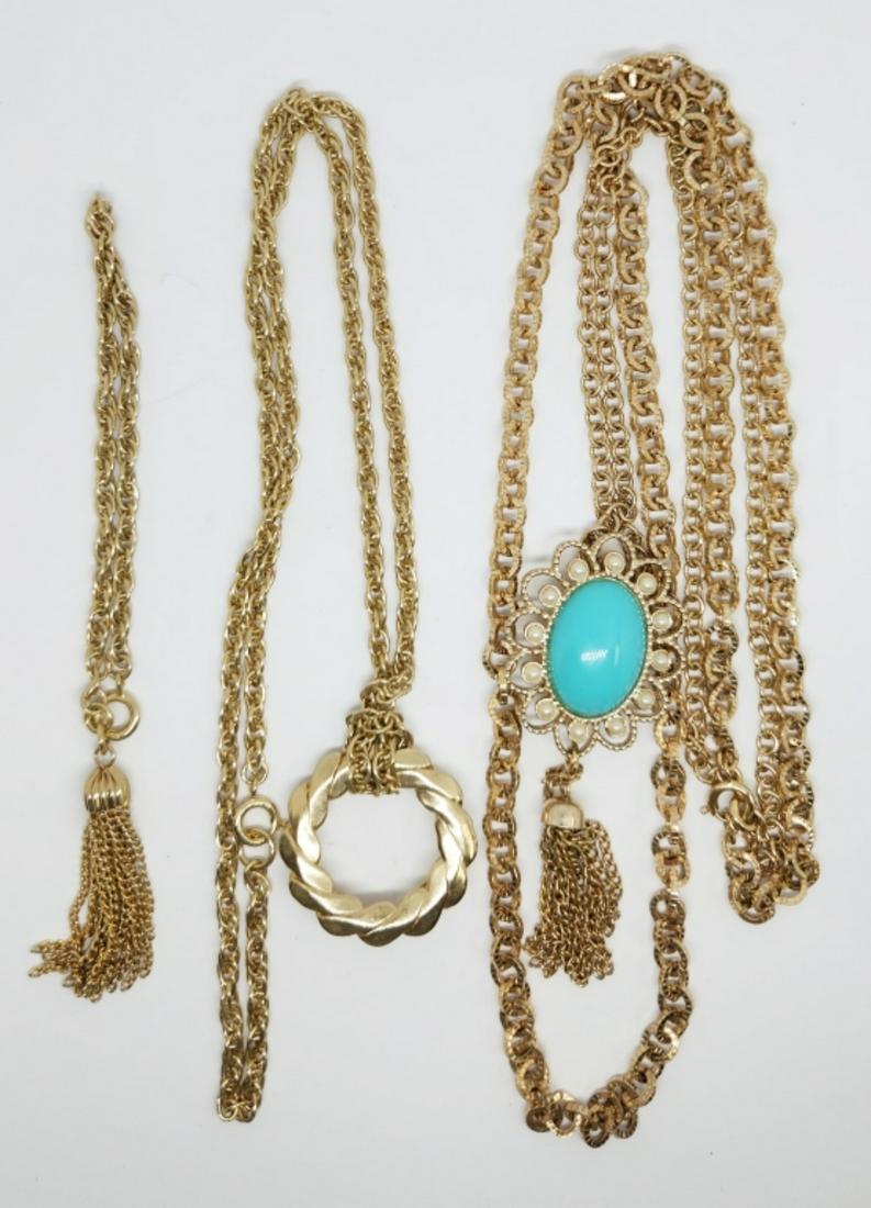 VINTAGE SARAH COVENTRY GOLD TONED JEWELRY (1 of 5)