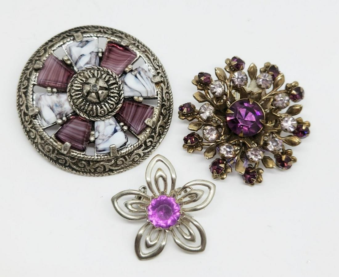 3-VINTAGE BROOCHES WITH PURPLE TONED: RHINESTONES/LUCITE