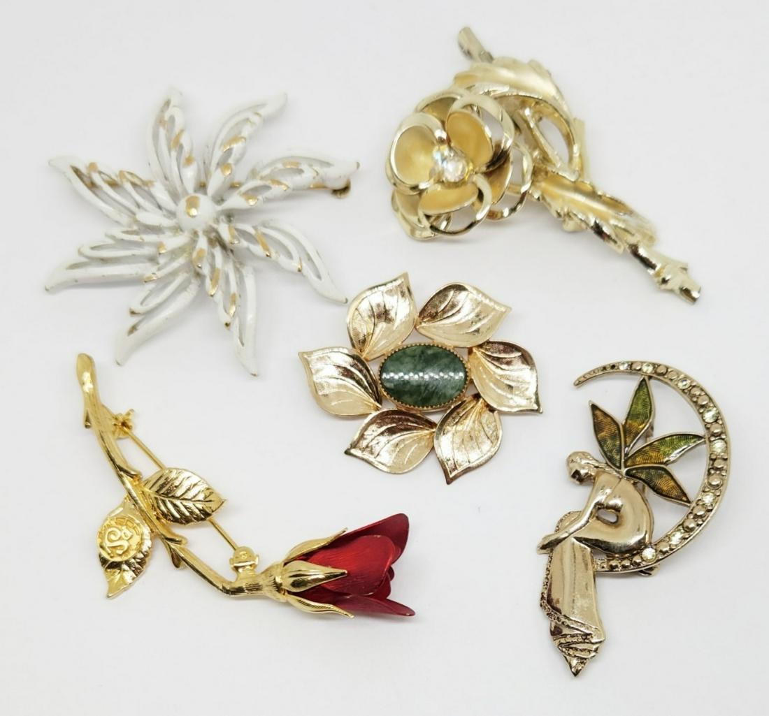 5-VINTAGE GOLD TONED BROOCHES: TRIFARI: 12K GF-RHINESTONES-LUCITE-ENAMEL