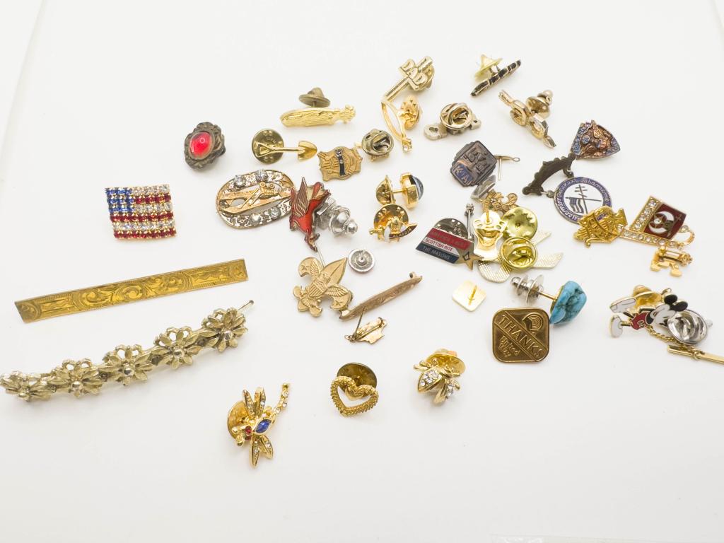 LARGE PIN COLLECTION (1 of 4)