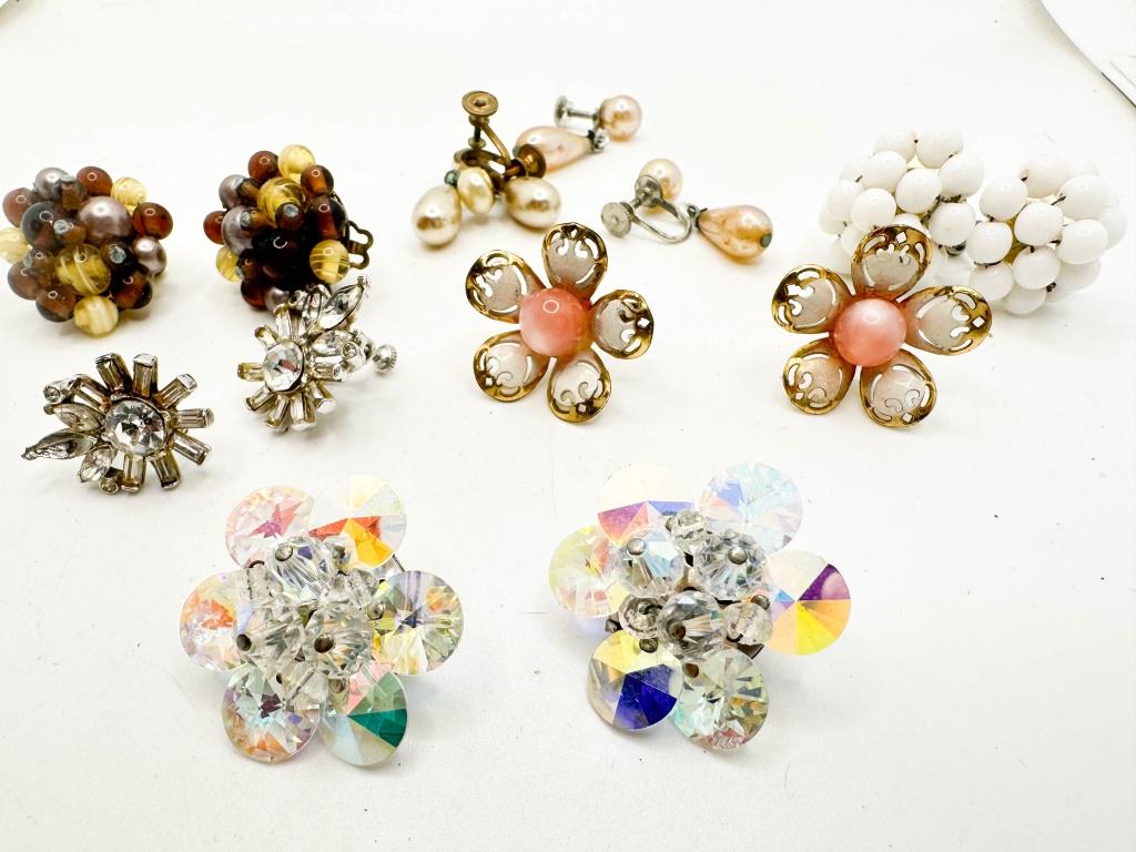 VINTAGE EARRINGS ASSORTED (1 of 3)
