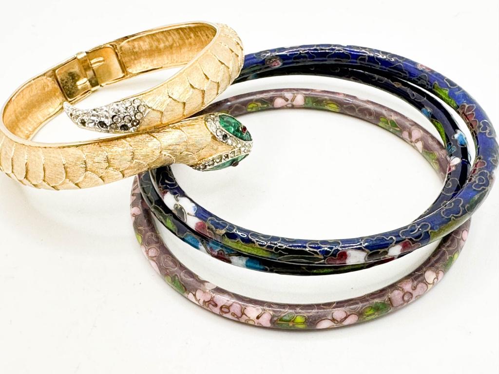 BRACELETS ASSORTMENT (1 of 2)