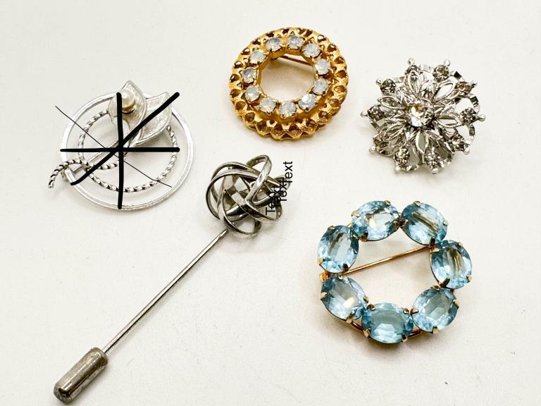 4 BROOCH 1 PIN GERMANY (1 of 2)