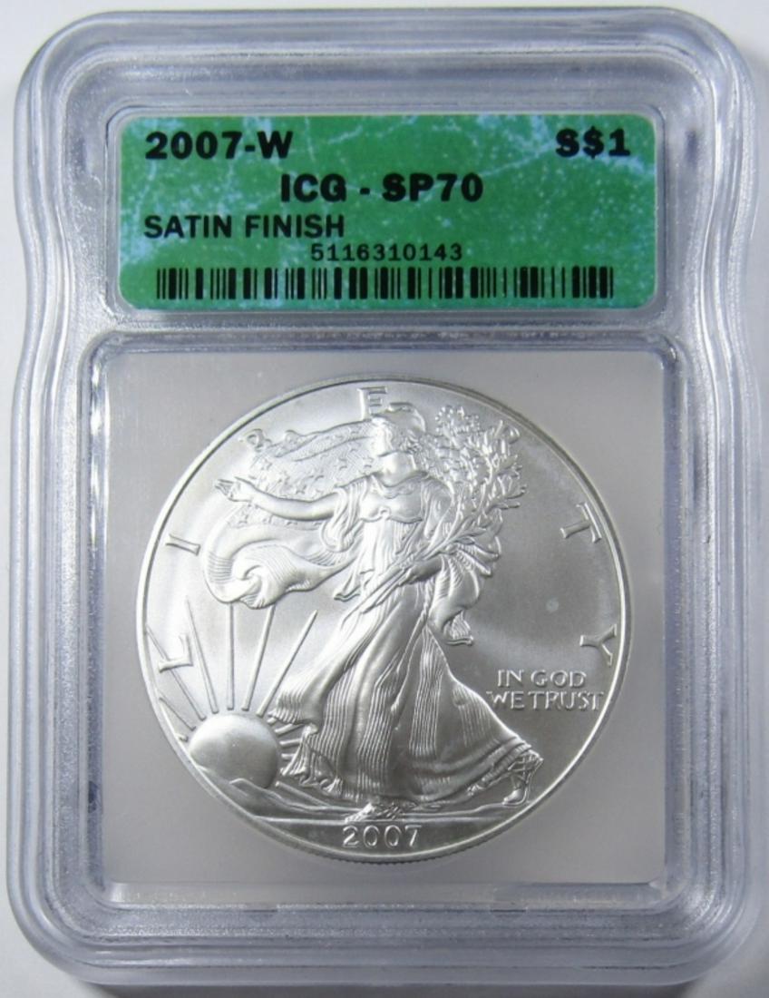 2007-W AMERICAN SILVER EAGLE ICG SP-70 (1 of 4)