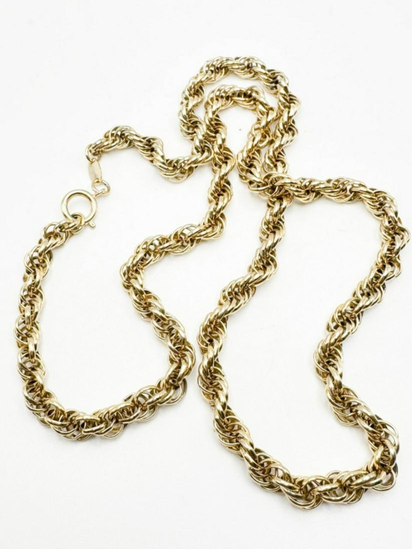 JOANS COLLECTIBLES NECKLACE: JOANS COLLECTIBLES LARGE GOLD TONE CHAIN NECKLACE
