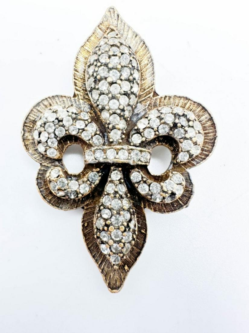 LARGE STONE BROOCH (1 of 3)