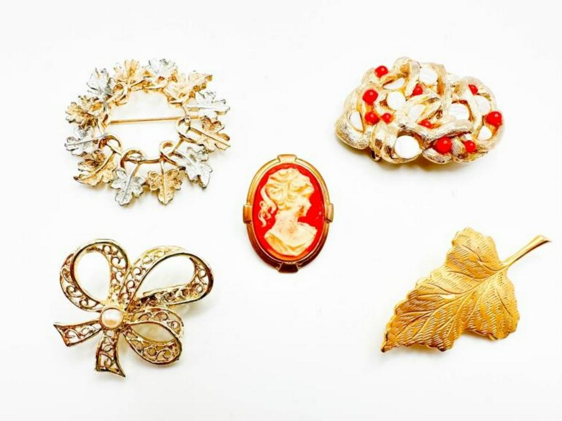 SARAH COVENTRY AND MORE (1 of 3)