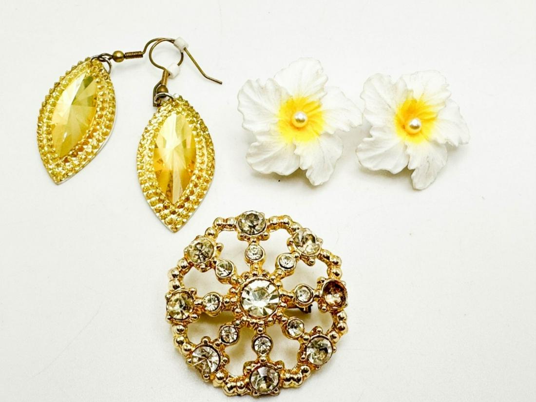WESTERN GERMANY EARRINGS + (1 of 2)