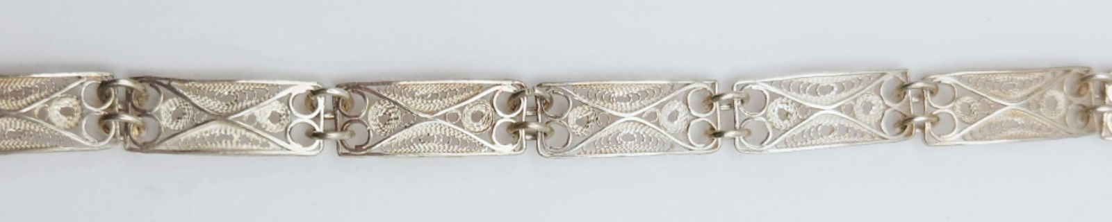 VINTAGE STERLING FILIGREE PANEL BRACELET (1 of 3)
