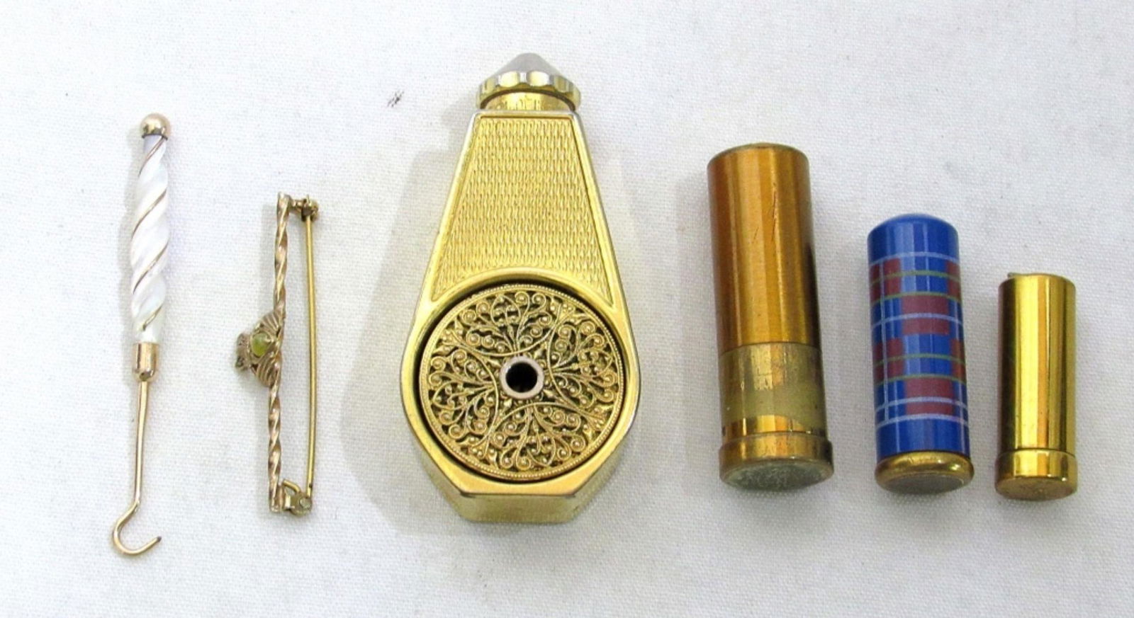 VINTAGE VANITY LOT - PERFUME & MORE (1 of 8)