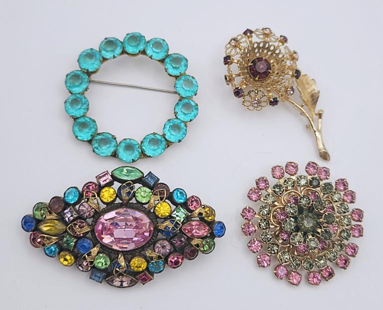 4-VINTAGE RHINESTONE BROOCHES: MULTI COLORED RHINESTONE ACCENTS-VARIOUS DESIGNS