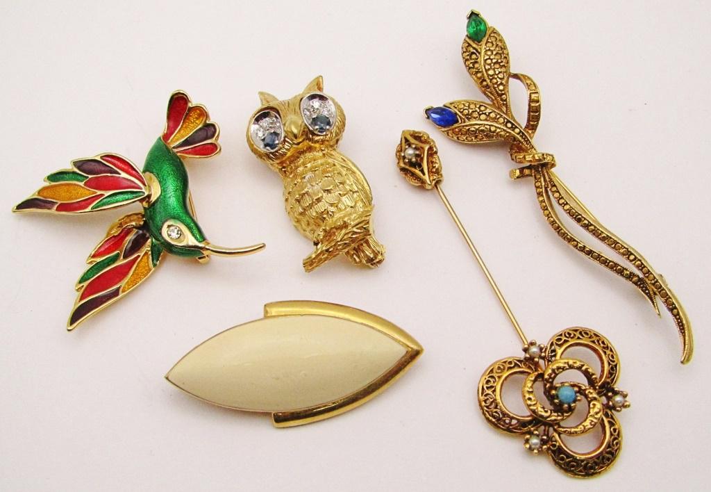 5-VINTAGE GOLD TONED BROOCHES: MONET: RHINESTONES-ENAMEL-LUCITE-HUMMINGBIRD-OWL & MORE!