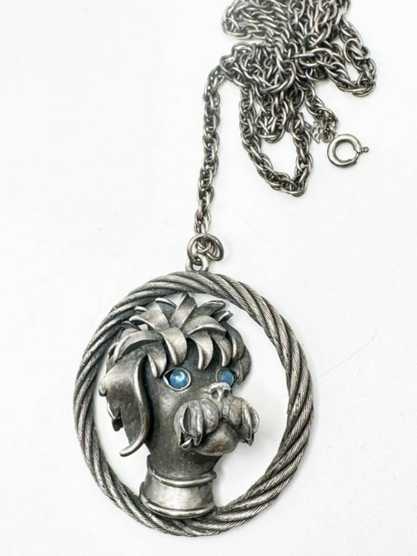 TRIFARI CROWN DOG NECKLACE (1 of 3)