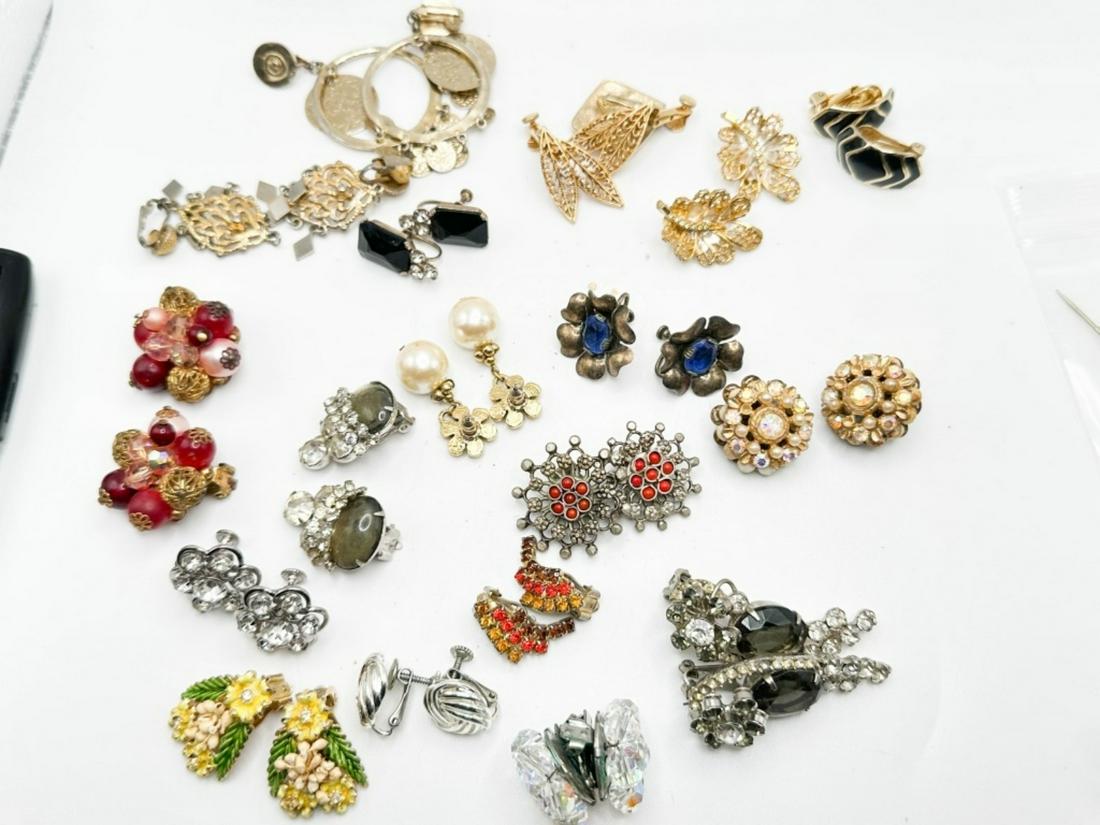 NAPIER, FLORENZA EARRINGS (1 of 2)