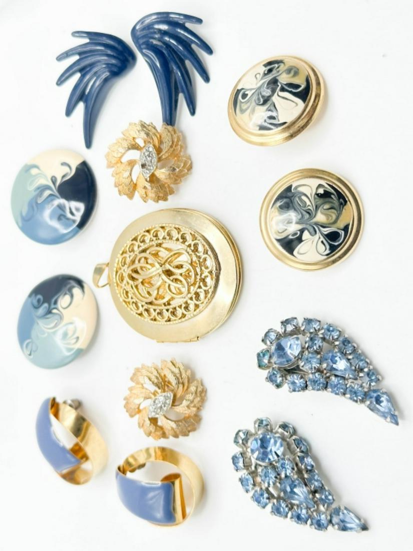 LOCKET AND EARRINGS: LOCKET AND FANCY EARRINGS