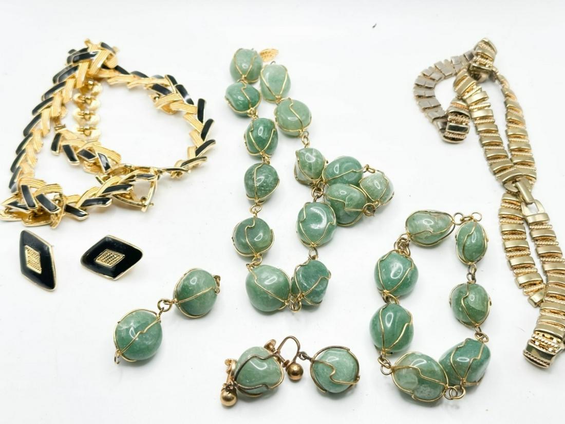 VINTAGE NECKLACE SETS (1 of 2)