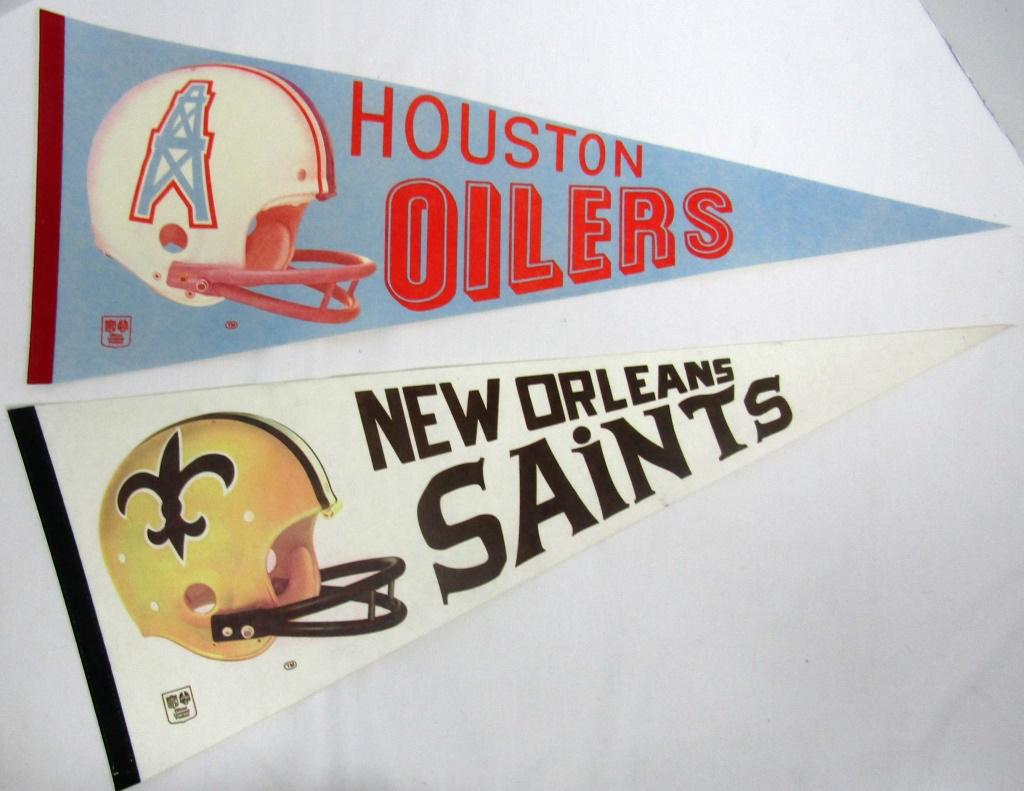 (2) Vintage Football Felt Pennants (1 of 3)