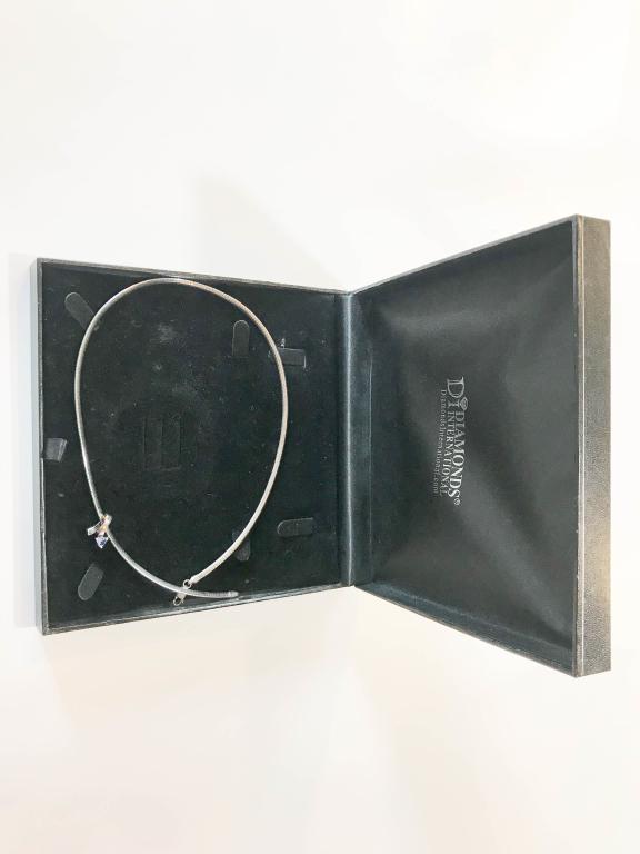 CHOKER NECKLACE W STONE: CHOKER NECKLACE WITH STONE