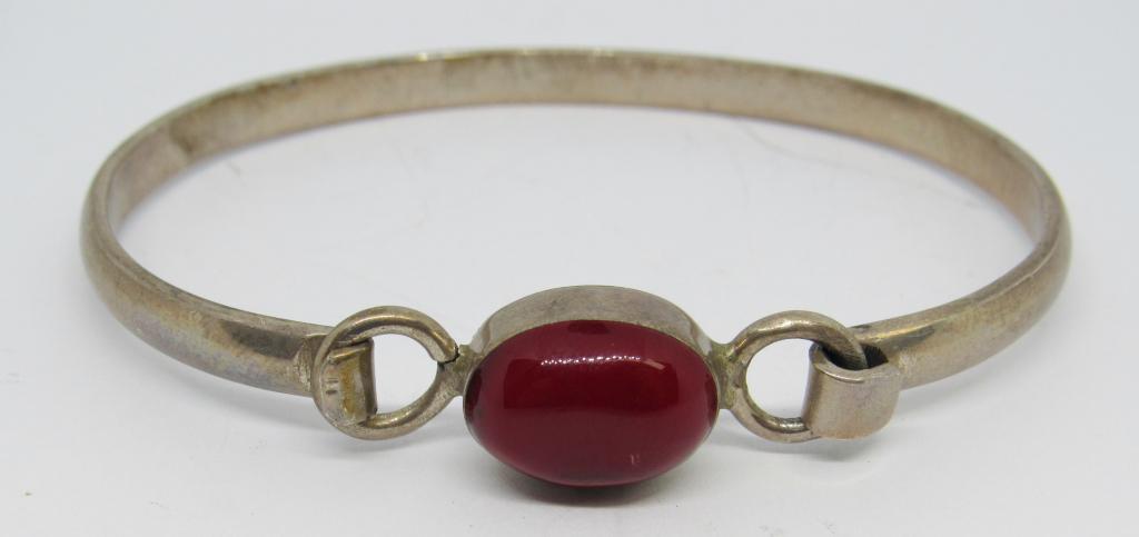 STERLING VINTAGE BANGLE BRACELET (1 of 5)