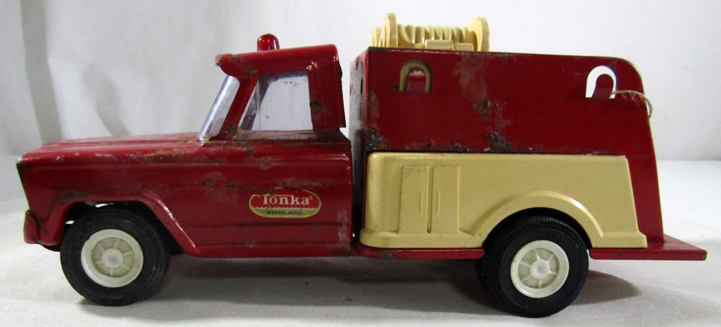 Tonka Jeep Fire Pumper Truck (1 of 6)