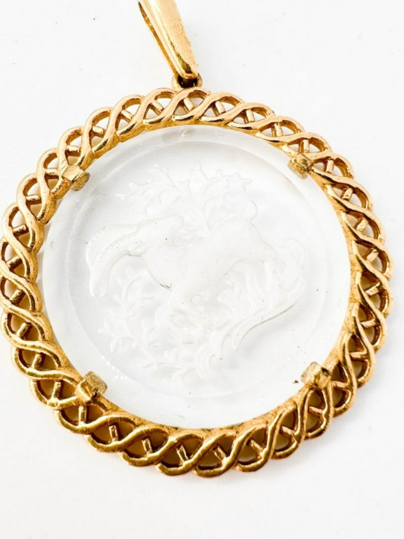 TRIFARI CROWN SIGNED PENDANT: TRIFARI CROWN SIGNED PENDANT