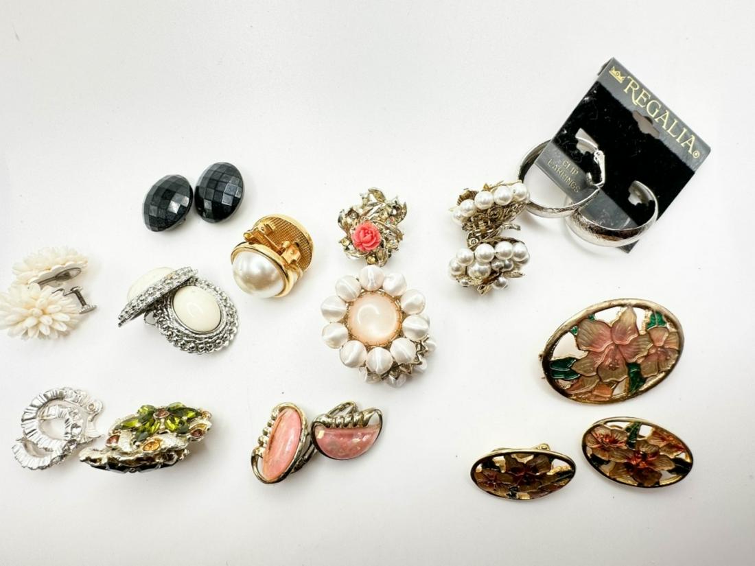 EARRINGS ASSORTED (1 of 2)