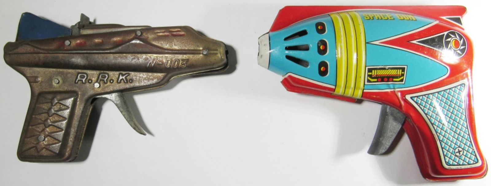 (2) TIN TOY SPACE GUNS SHUDO Made in JAPAN: R.R.K. N-003 CAP GUN trigger pulls nice - BOTH UNTESTED