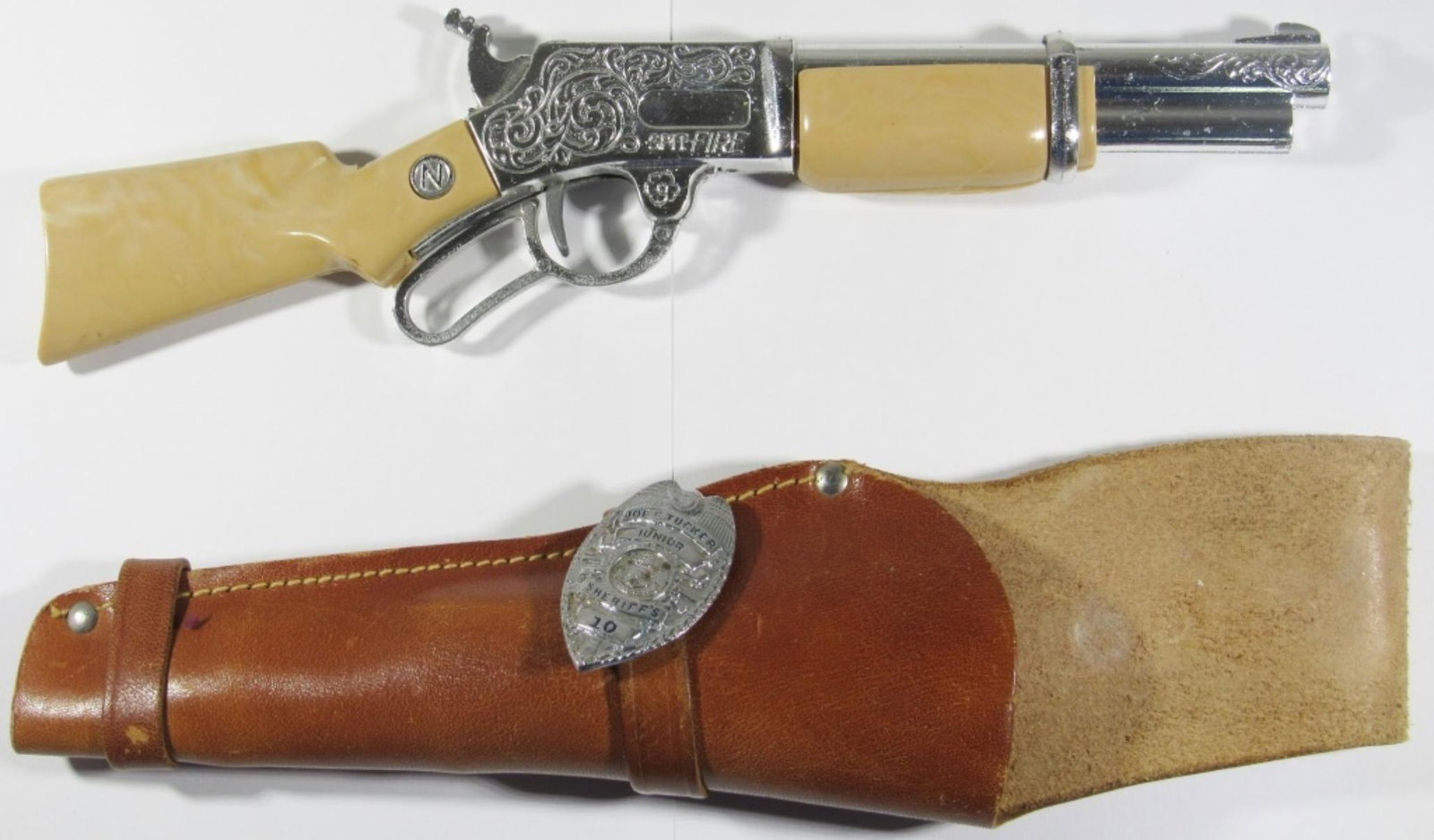 Nichols Spitfire Mini Cap Toy Gun: Rifle With Holster & JOE E TUCKER JR BADGE - NICE WORKING CONDITION