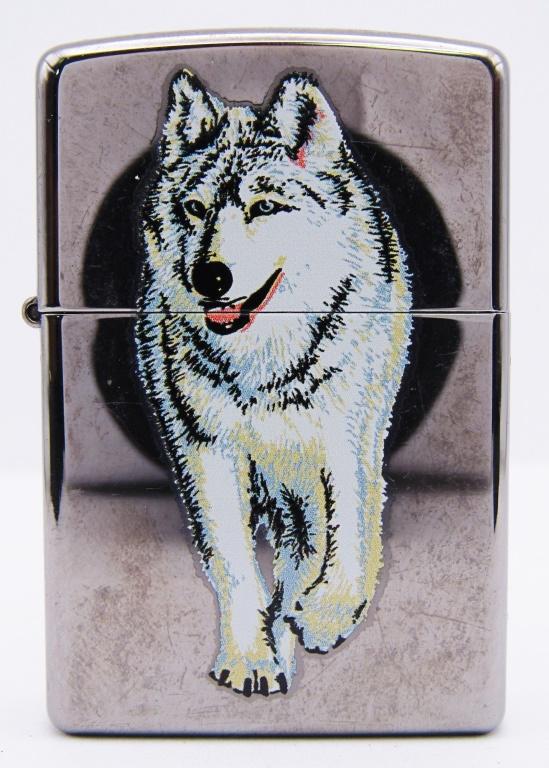 2012 Zippo Lighter White Wolf Walking (1 of 5)