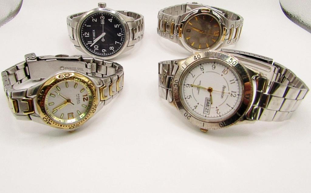 (4) SILVER TONED WATCHES - SEIKO DATE,: TIMEX 1854 INDIGLO DATE, FOSSIL 100 METERS, ARMITRON DAY/DATE - UNTESTED