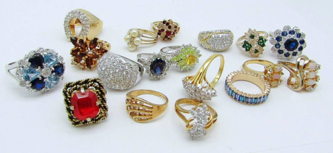 Large Fashion Ring Lot 18 Rings