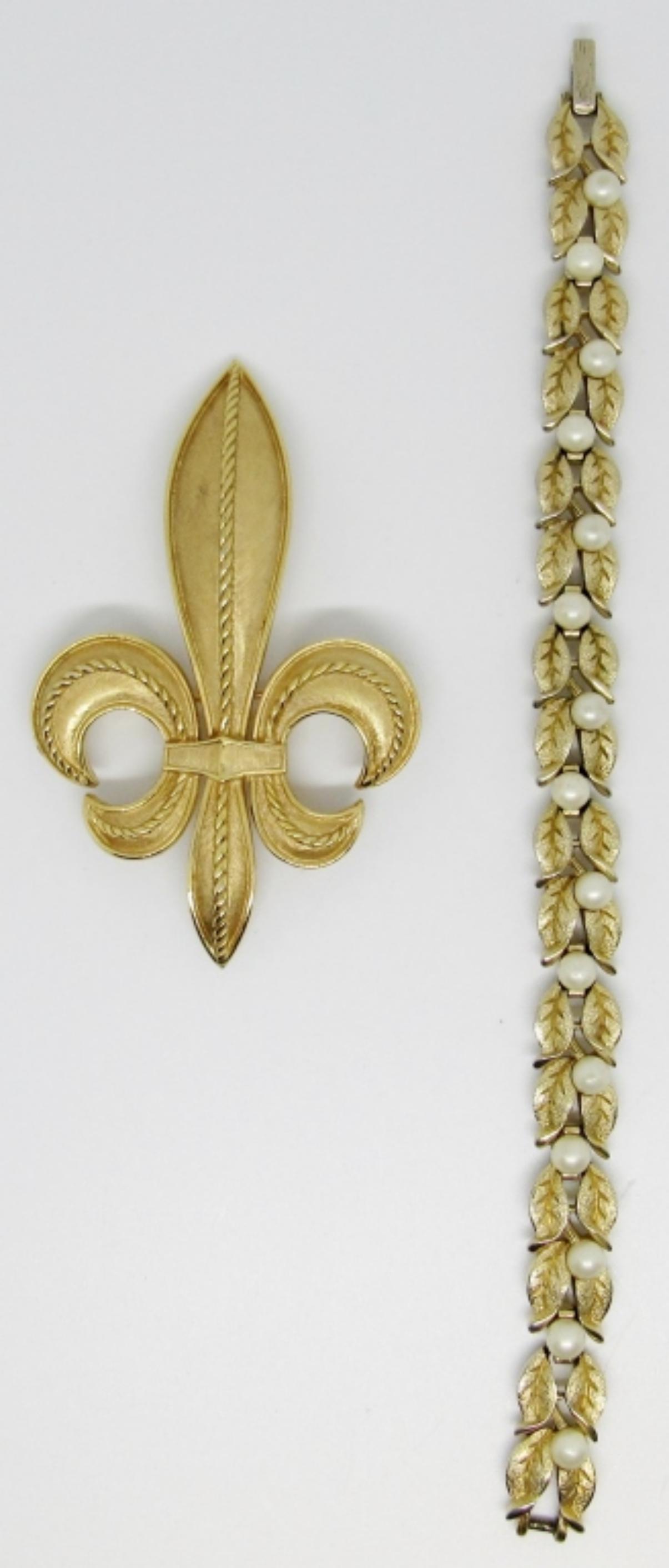 Vintage Crown Trifari Gold Tone Fleur De Lis: Brooch Pin and Trifari Gold Tone Bracelet 7" - NICE CONDITION LOT