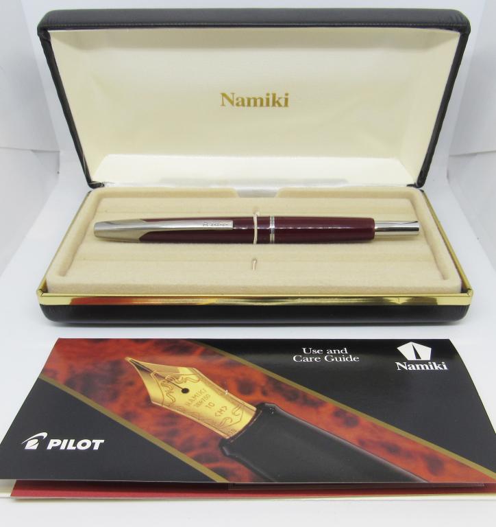 PILOT NAMIKI 14K GOLD TIP FOUNTAIN PEN (1 of 6)