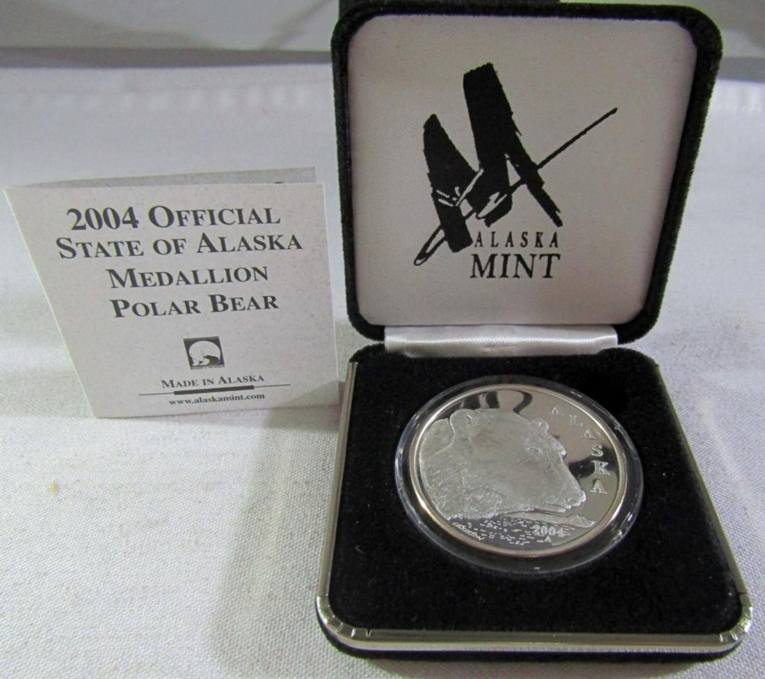 2004 ALASKA POLAR BEAR 1oz .999 SILVER (1 of 3)