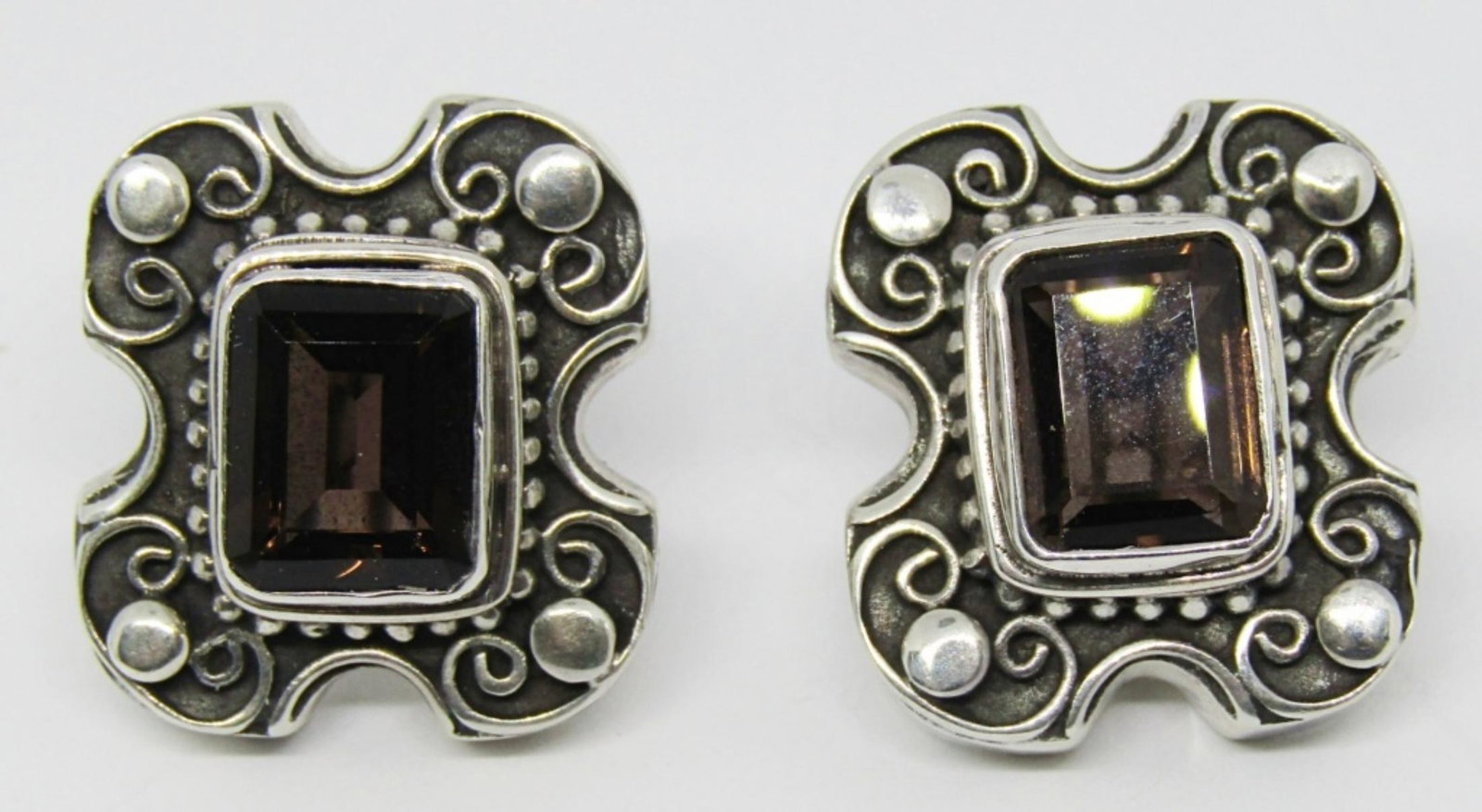 Sterling ClipOns with Brown Stone Center: 14 DWT, Brown center , marked 925