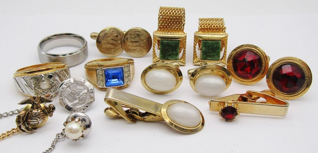 MEN'S ACCESSORY LOT- RINGS, TIE TACS, (1 of 10)