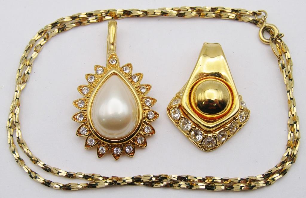 TRIFARI GOLD TONED NECKLACE AND 2- JOAN RIVERS (1 of 3)