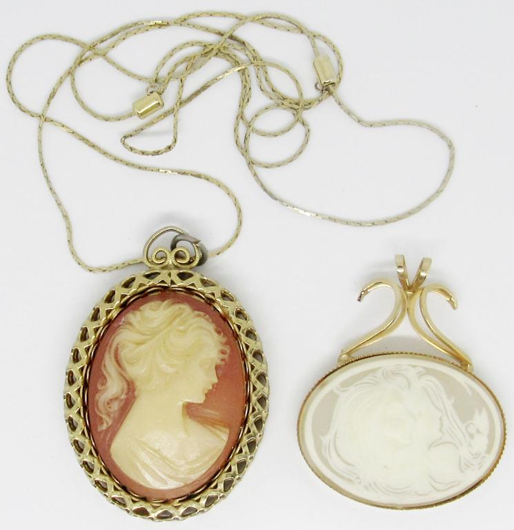 VINTAGE CAMEO PENDANT LOT- 1 HAS MIRROR (1 of 2)