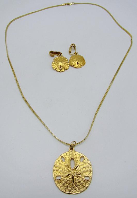 NECKLACE WITH MATCHING EARRINGS (1 of 3)