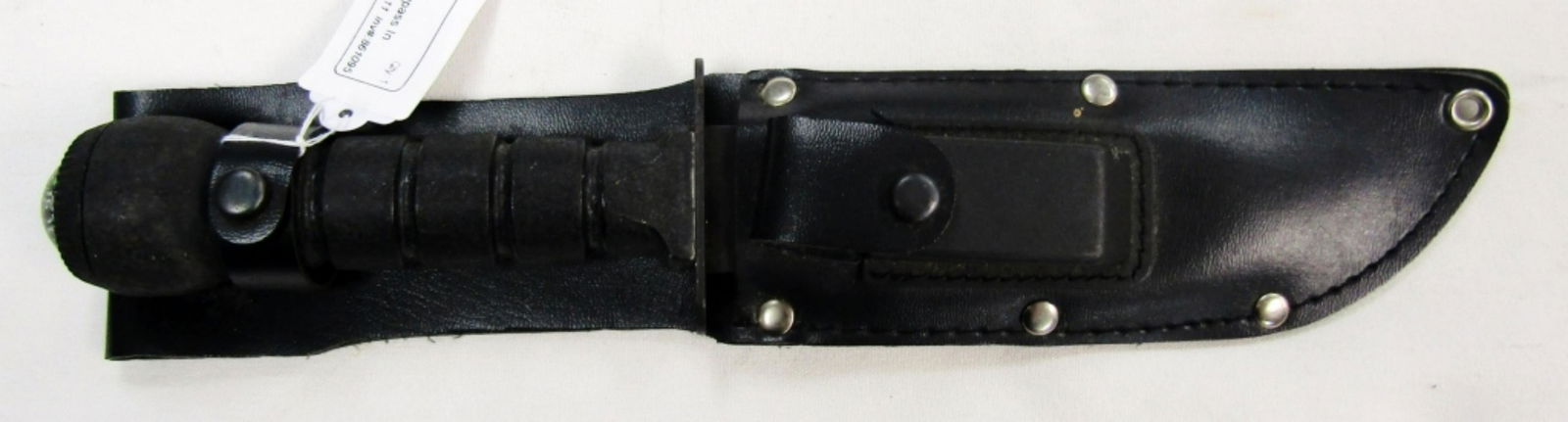 Vintage Rambo Bowie Knife w/ Compass In Sheath (1 of 6)