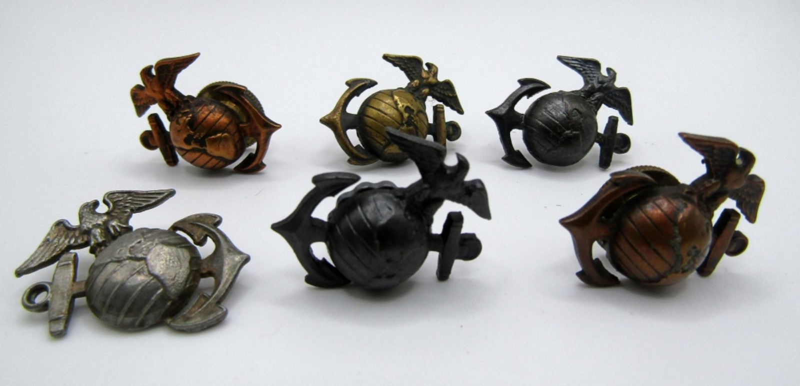 (6) MILITARY EAGLE / GLOBE / ANCHOR PINS (1 of 2)