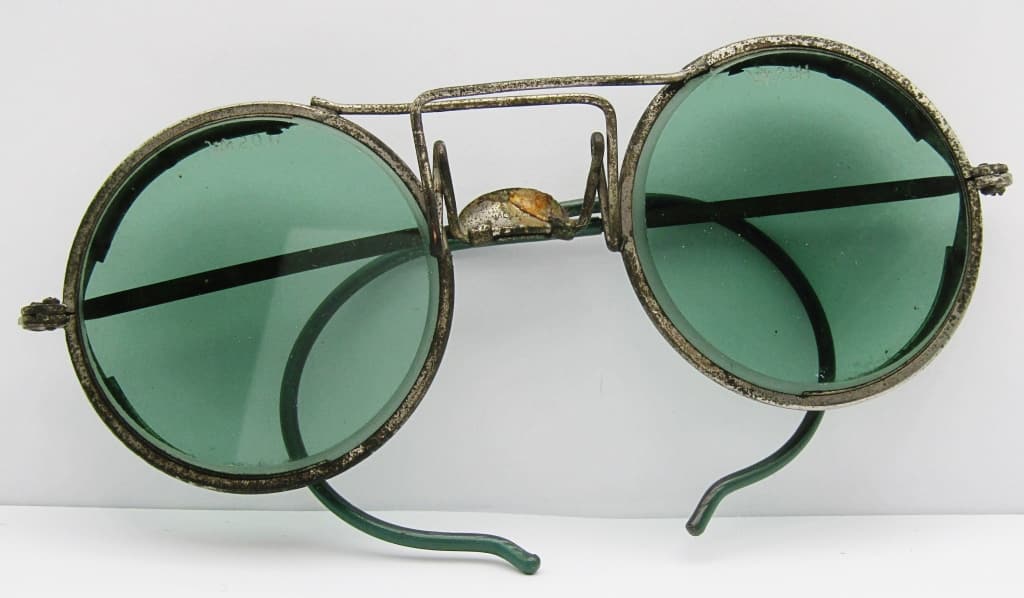 Antique Willson Green Shield Safety Glasses: Wh 2.0 H; Used Condition.