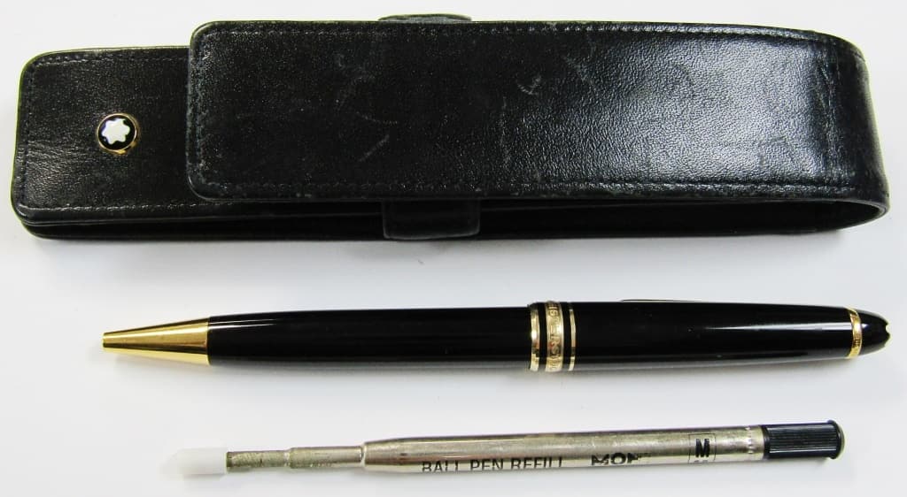 Montblanc Florence Leather Pen Pouch Or Pen Case. This