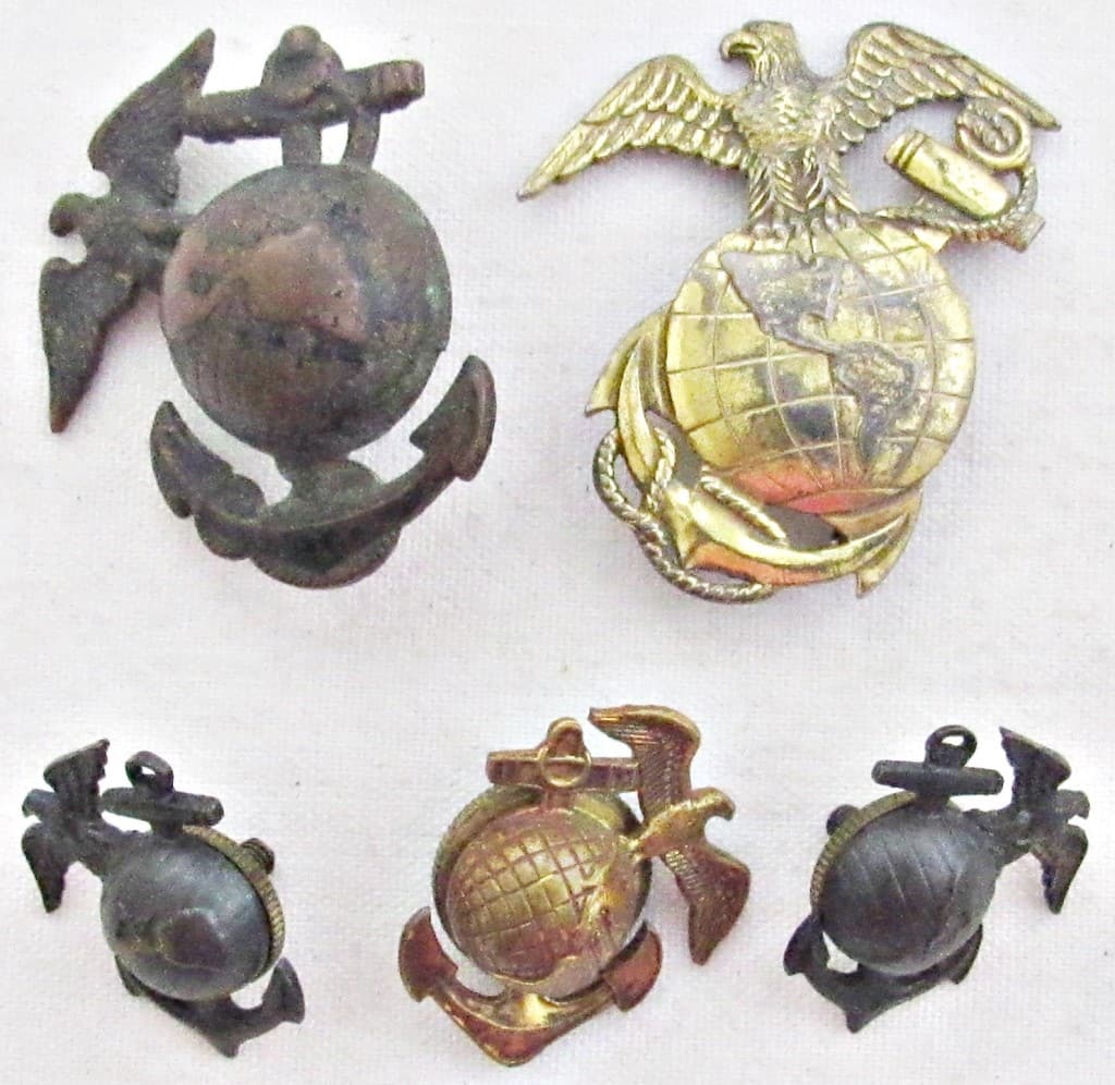 (5) USMC PINS - WAR ERA: INSIGNIA's / PINS