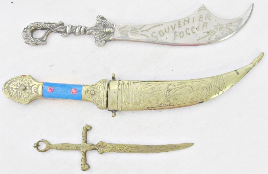 (3) VINTAGE SWORD STYLE KNIFE / LETTER OPENER (1 of 4)