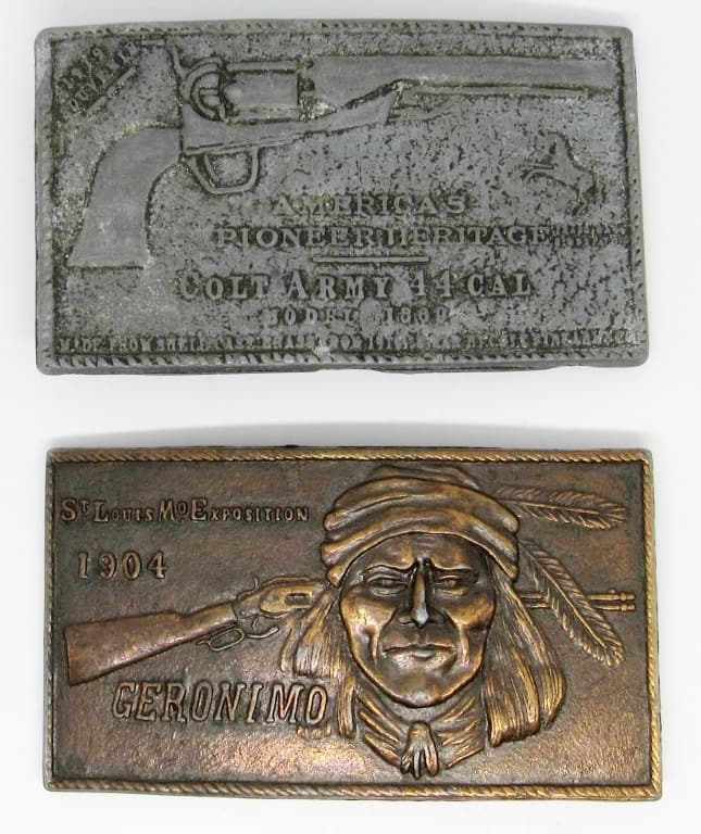 SET OF 2 SOLID BRASS BELT BUCKLES INDIAN PIONEER S (1 of 5)